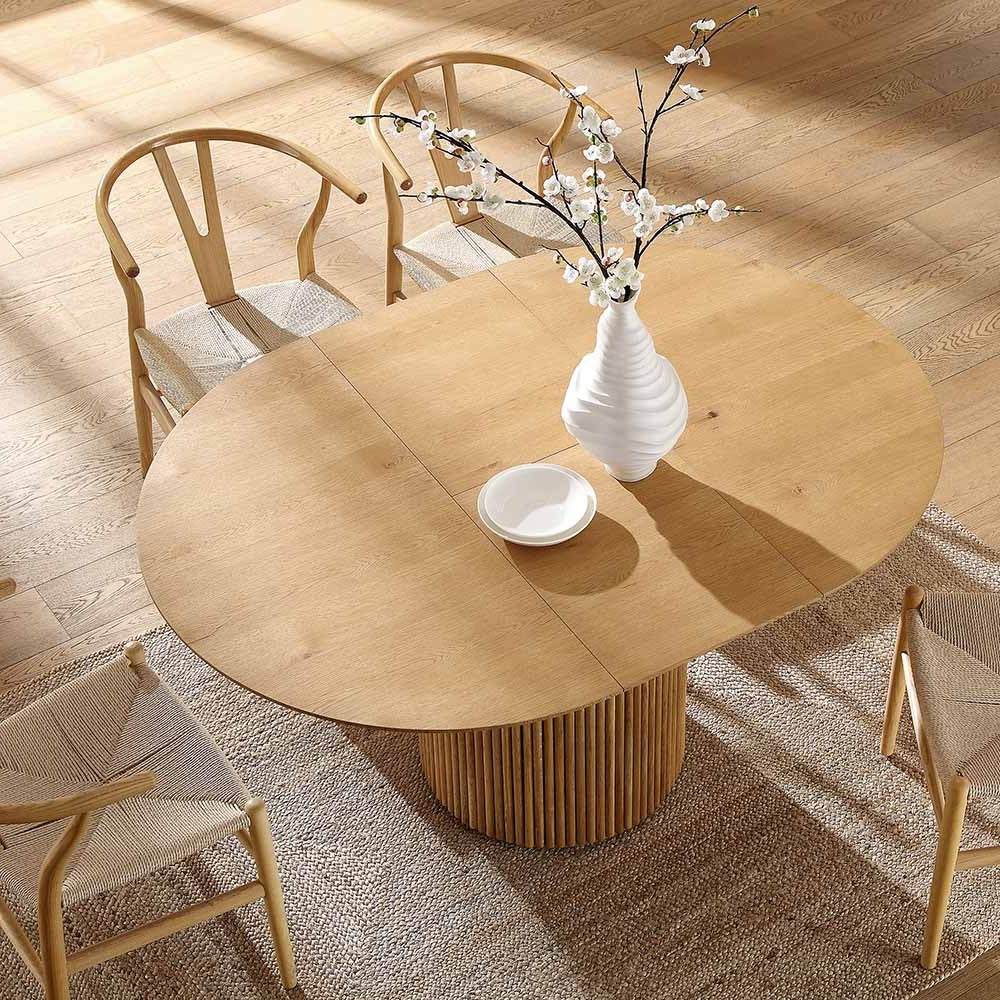 6 Seater Japandi-Style Oak Extendable Dining Table 